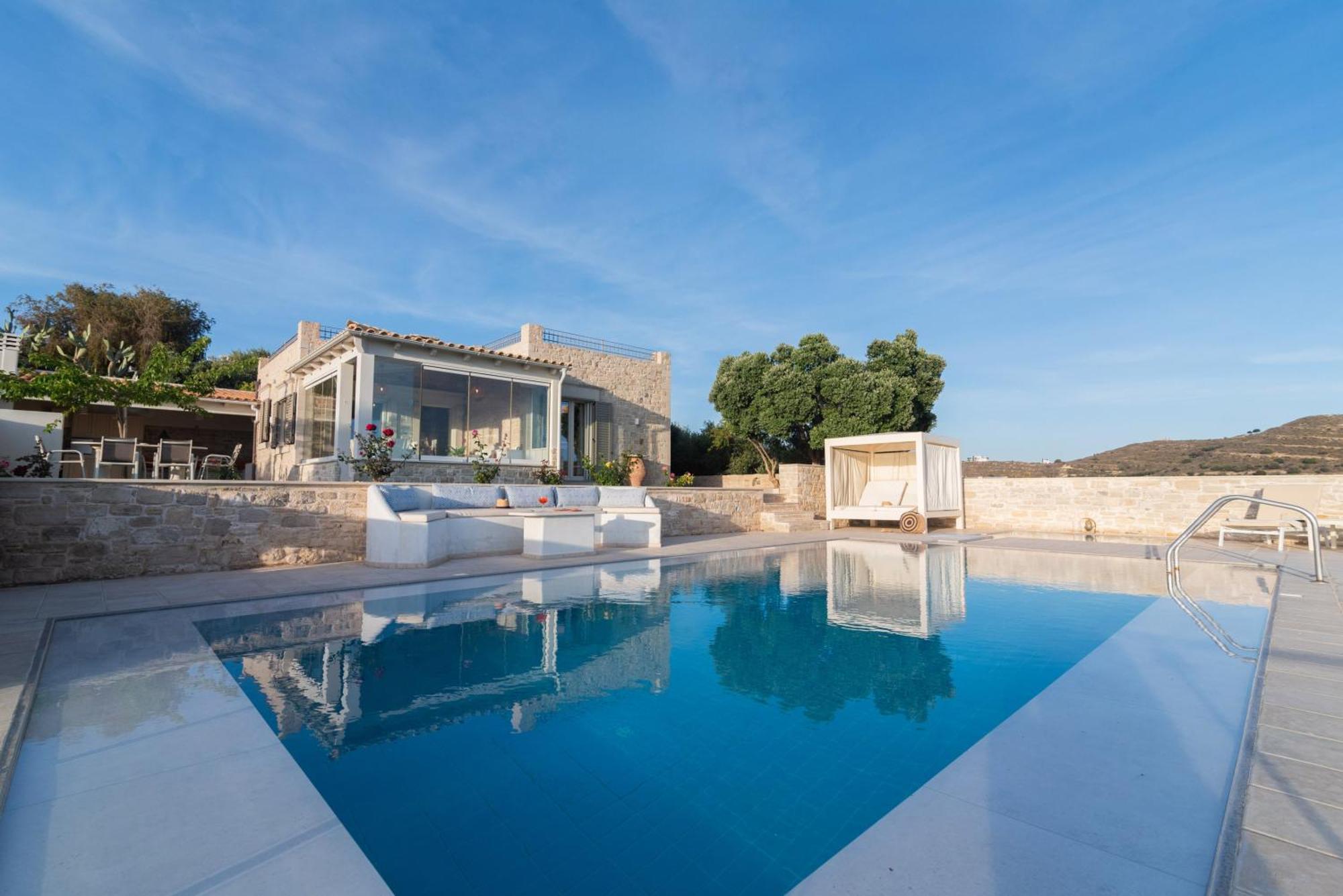 Villa Koronio *